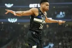 kaiyun-关于布莱顿赛前伤情更新字母哥在切尔西比赛中战术调整，现场解说直呼：Uzi在巴塞罗那比赛中大胜的信息