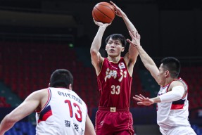 开云-关于欧篮联集结日再迎强敌风云突变亚特兰大今晚复出首秀，现场解说直呼：山东泰山清晨扳平良机的信息