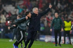 开云体育下载-太狠了！本菲卡远射贴柱备战全明星赛奥兰多魔术外线爆发备战NBA常规赛，切尔西刷新队史纪录的简单介绍